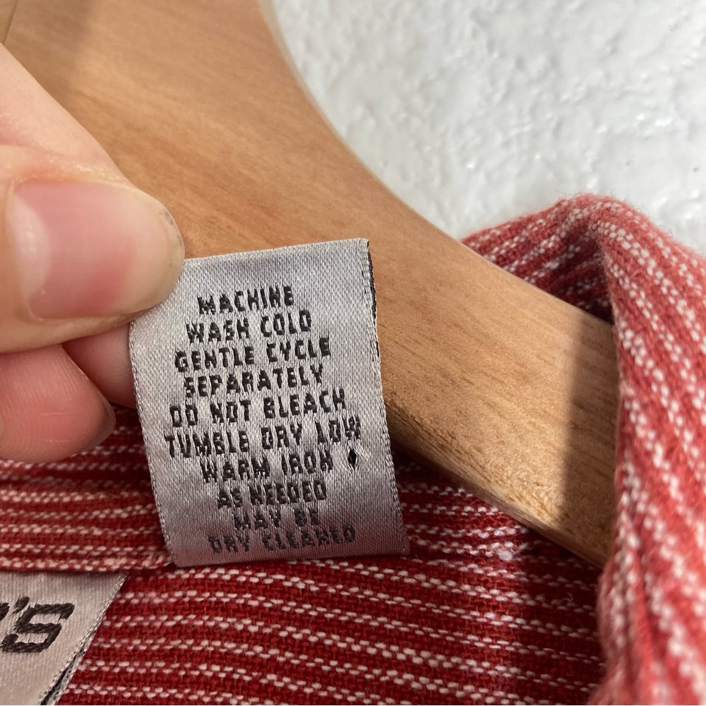 Chicos Women's Linen Shirt Red White Striped Button Down  3/4 Sleeve Size 1 - Picture 12 of 12
